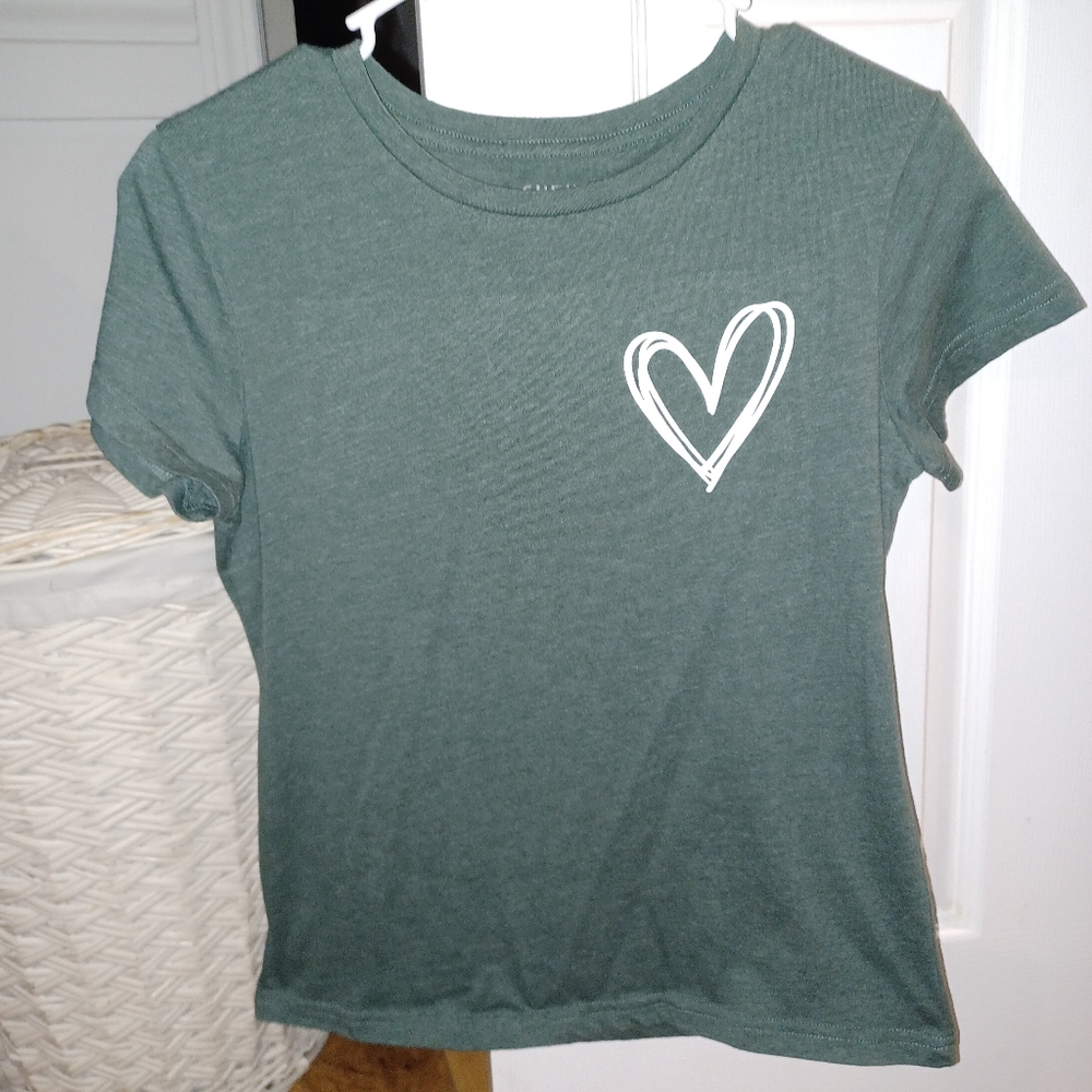 Shein green tee with heart graphic